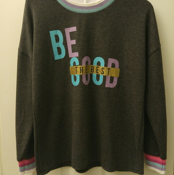 Belle Du Jour Graphic Tee Pull Over Rainbow Hem - Picture 1 of 6